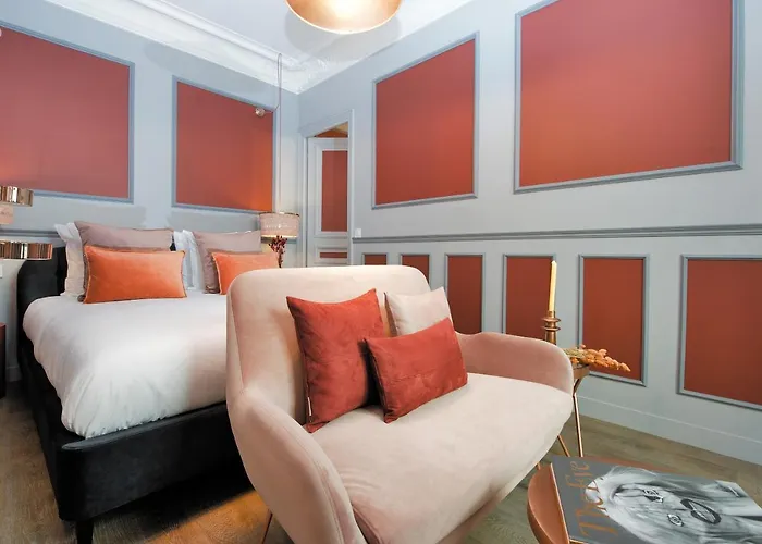 The Lord Byron Suite